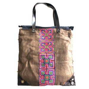 Handmade Thai canvas tote with zipper